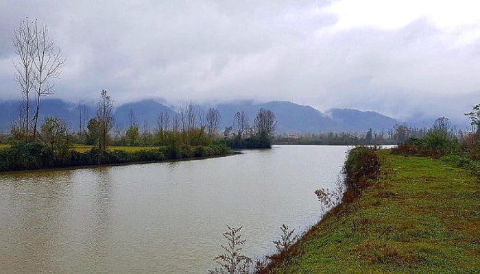 سفر بازی - نمایی از تالاب اژدراک