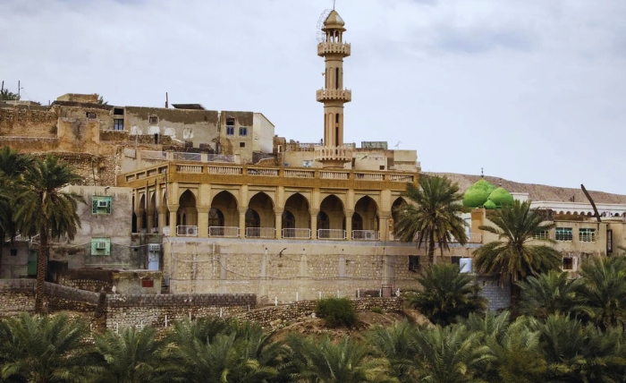 سفر بازی - کنچی روستای پلکانی قدیمی در بستک