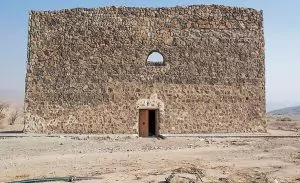 سفربازی - زندان هارون الرشید